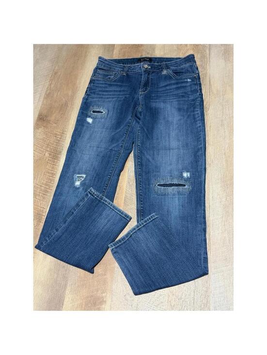 White House Black Market Denim - White House Black Market Mid-Rise Distressed Straight Crop Jeans | Size 4